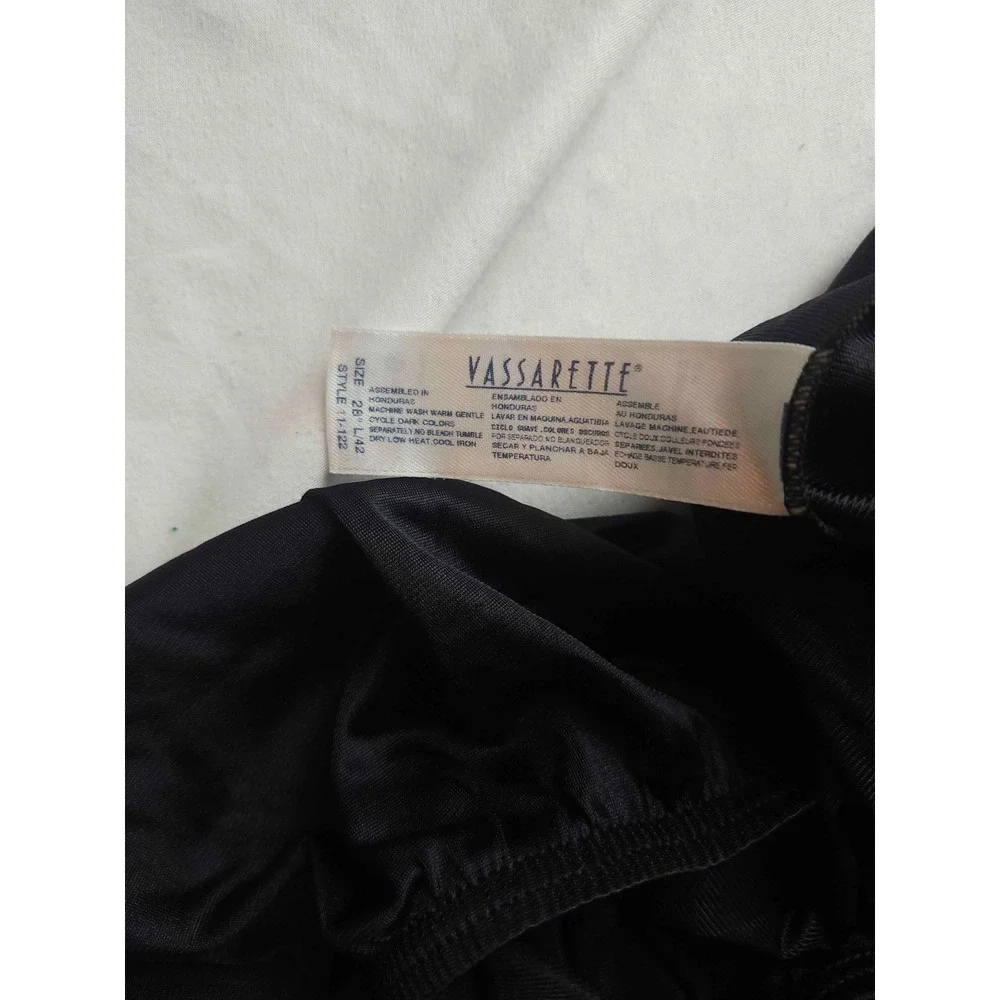 Vassarette Half Slip Skirt Womens‎ Large/42 Black Satin Quiet Luxury 11122 VTG